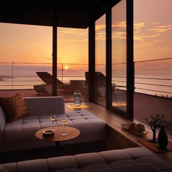 ๋คํ
์ผ๋ง์ ์์นํ ํธํ
The Shinra