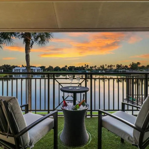 Saddlebrook Amazing View & Spacious 2 bed/2bath, hotel in Wesley Chapel