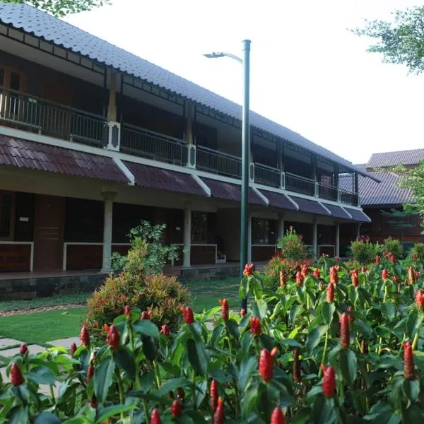 GREEN PLANET HOTEL, hotel in Mattanūr