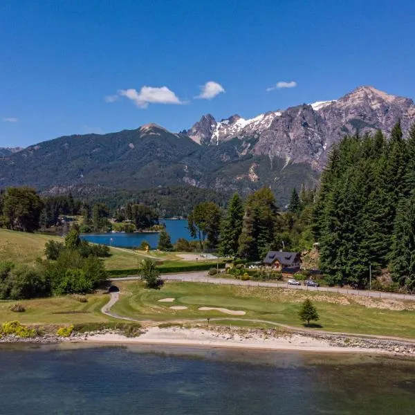 Casa en Llao Llao con vista al lago y campo de golf, готель у місті Puerto Blest