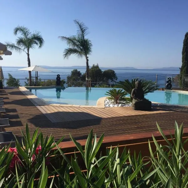 Les Lauriers Roses, khách sạn ở Le Rayol-Canadel-sur-Mer