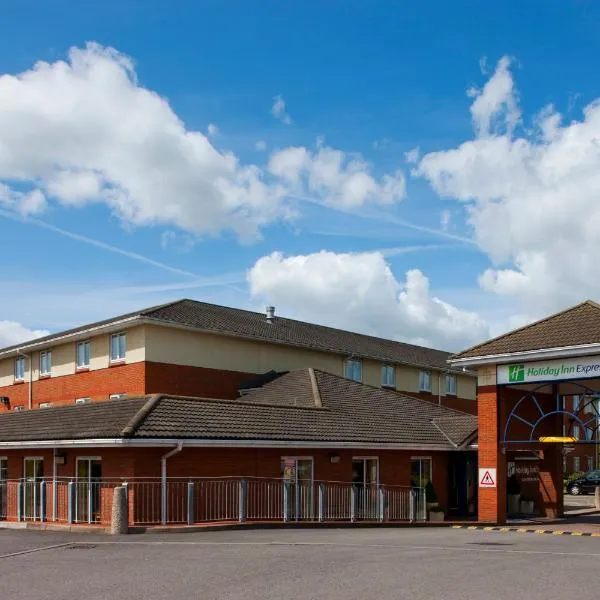 글로스터에 위치한 호텔 Holiday Inn Express Gloucester - South, an IHG Hotel