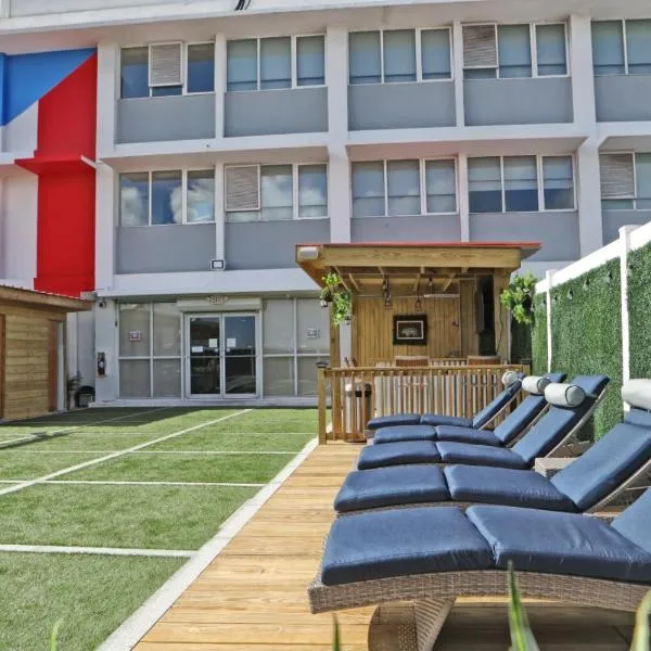 San Juan Airport Hotel: San Juan şehrinde bir otel