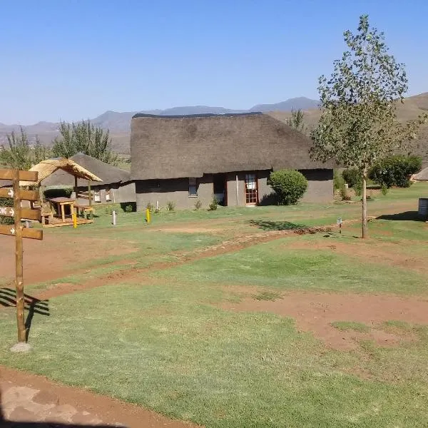 Ribaneng Lodge & cultural village, hotel in Ribaneng