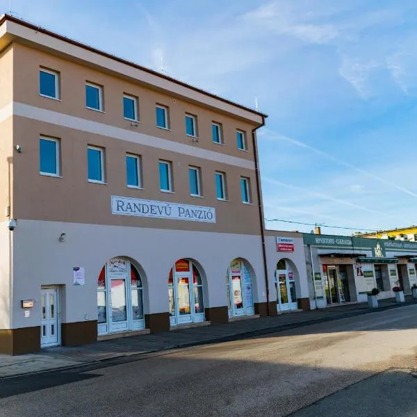 Randevú Panzió, hotel em Sopron