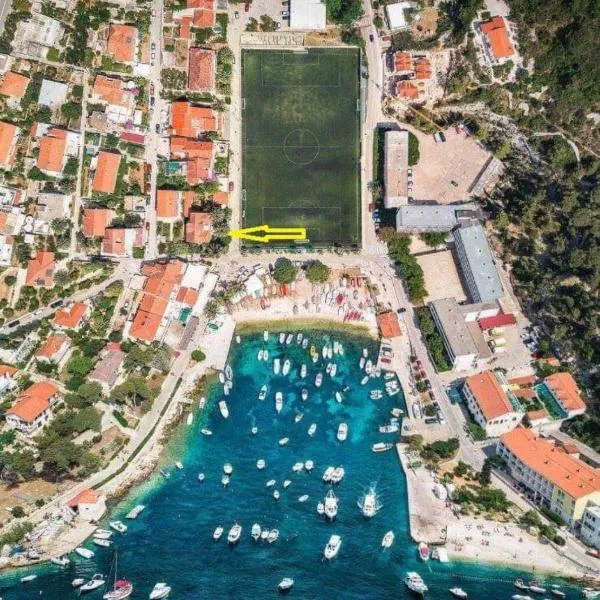 Apartments Villa Domus Marini, hotel in Hvar