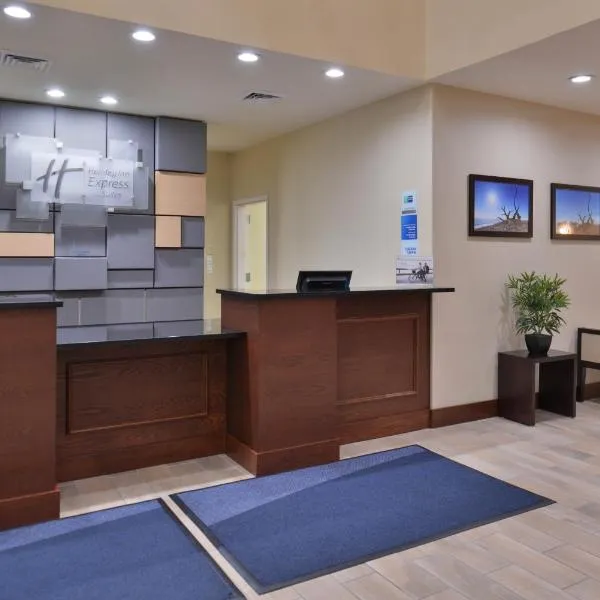 Holiday Inn Express & Suites Dearborn SW - Detroit Area by IHG, hotel em Dearborn