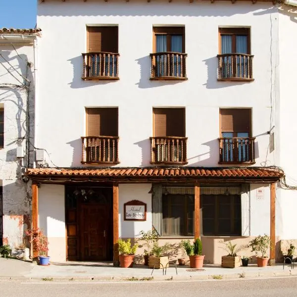 Hostal La Toba, hotel Cañetében