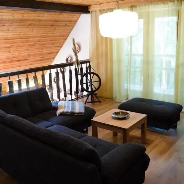 Summer house near lake, hotel v destinaci Bukovec