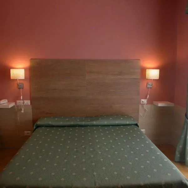 Hotel Il Roscio, hotel v destinácii Attigliano