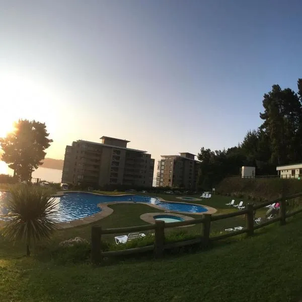 Departamentos Costa Pingueral, hotel u gradu Tome