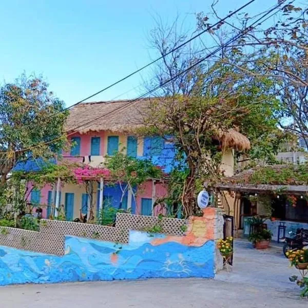 Confetti House โรงแรมในTanh Châu