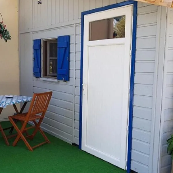 Bungalow de Kermoal, hotel u gradu 'Trébrivan'