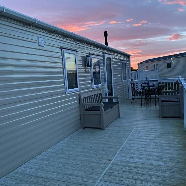 Paul’s place silversands, hotel v destinaci Lossiemouth