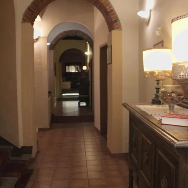 Hotel Borgo Antico, отель в городе Chitignano