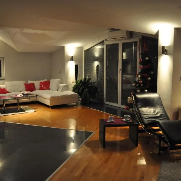 Comfort Deluxe Kosmos Apartments, hotel in Ohrid