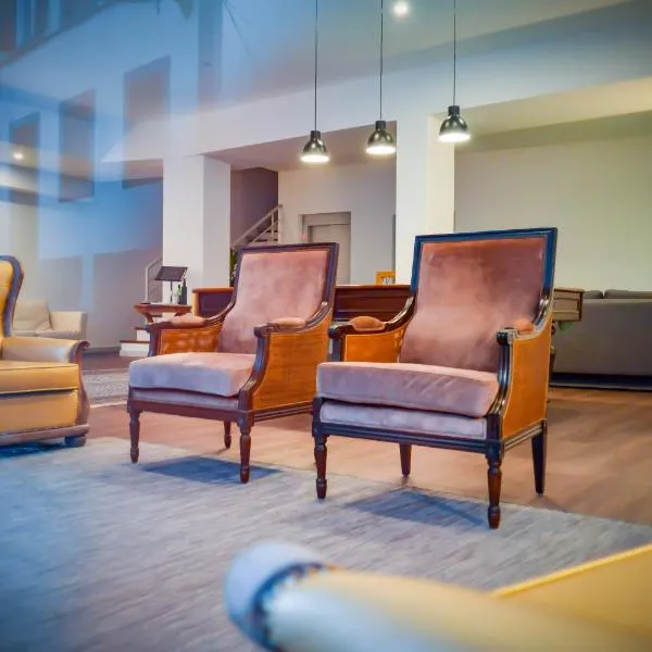 CBA Suites Madeira, hotel ve Funchalu