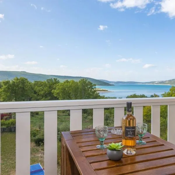 Studi-Hôtel Résidence Plein Voile, hotel en Les Salles-sur-Verdon