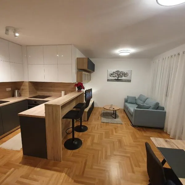 Apartman Luka Zagreb, hotel in Ivanec Bistranski