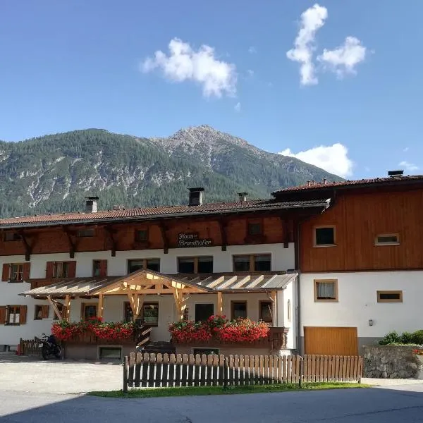 Haus Brandhofer, hotel in Häselgehr