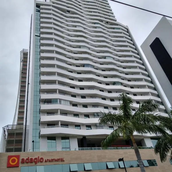 Aparthotel Condomínio Mondial, hotel in Salvador
