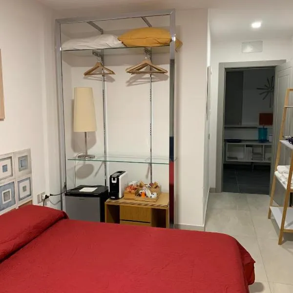 P. ROOM, khách sạn ở San Nazzaro Calvi