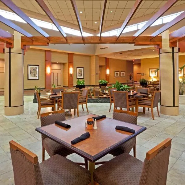 Holiday Inn Philadelphia South-Swedesboro by IHG, hotel in Swedesboro