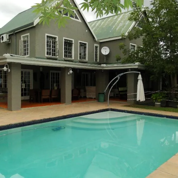 Highlands Creek Self Catering Accommodation, hotelli kohteessa Noordkaap