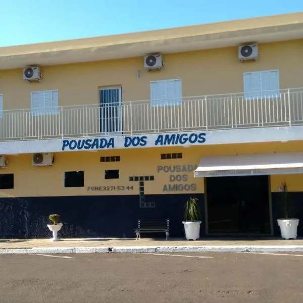 POUSADA DOS AMIGOS, отель в городе Santo Anastácio