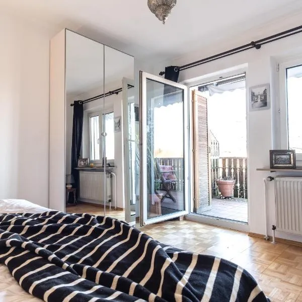 cruwzo I Holiday Home with Balcony, Garden and Terrace, hotel v Norimberku