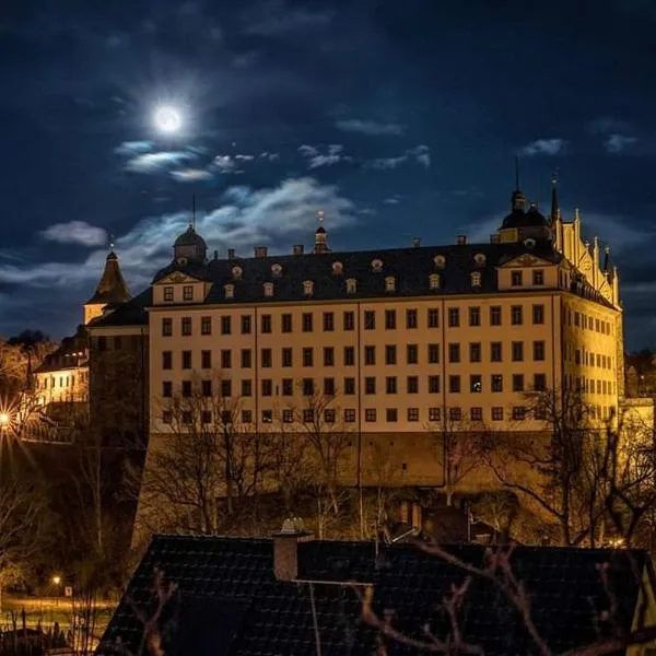 Pension Altenburg City, hotel in Fockendorf