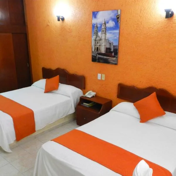 Hotel Uxulkah, hotel di Campeche