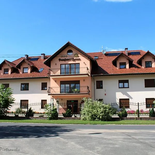 Pensjonat Korona, hotel i Modrzyca