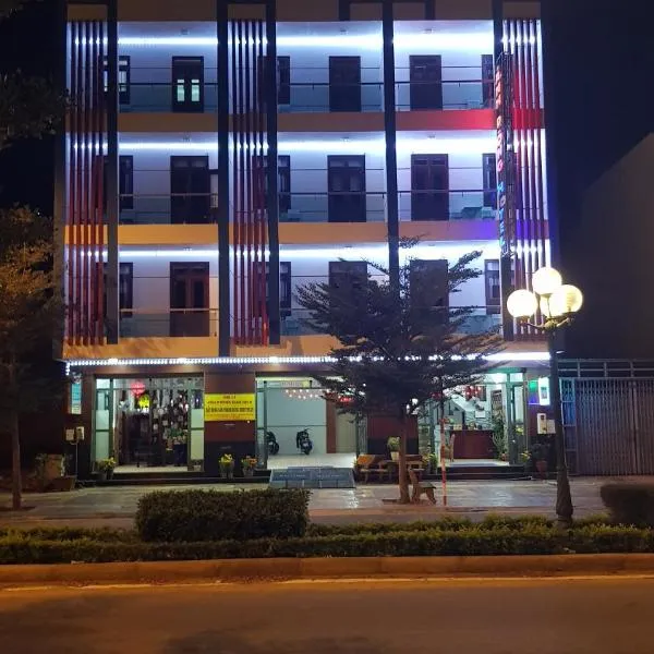 Khách sạn Ánh Đông, hotel v mestu Phan Rang