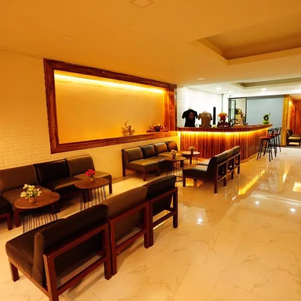 Windsor Hotel, hotel a Nakhon Phanom