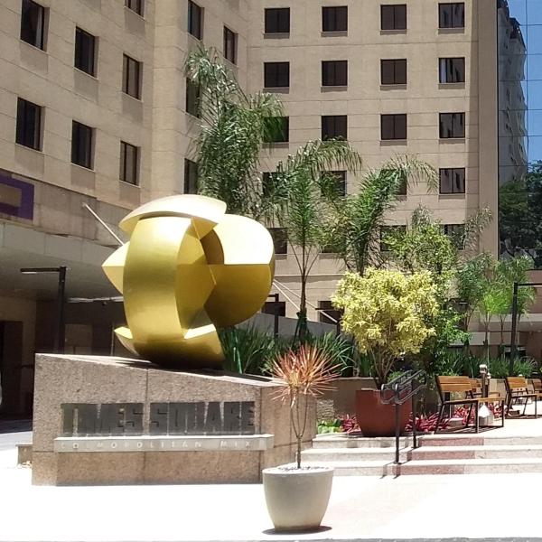 Moema Times Square SP Wi-Fi 5G Home Office Kitchen 50" TV & Free Laundry - Monthly Rate Available