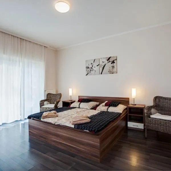 Kocsis Apartman és Camping, hotel v Mosonmagyaróváru