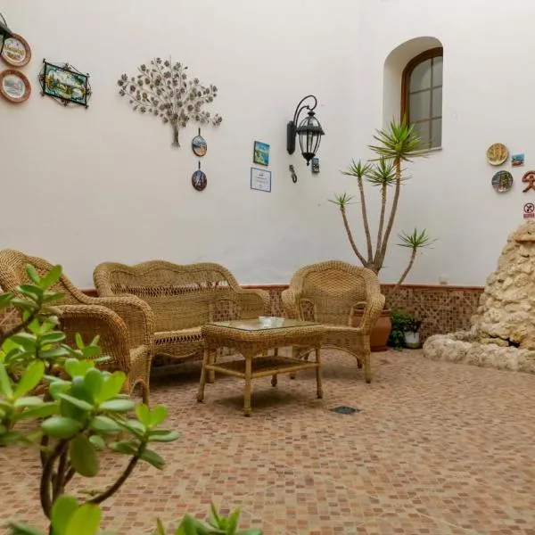 Hotel Plaza Escribano, hotel v destinaci Moguer