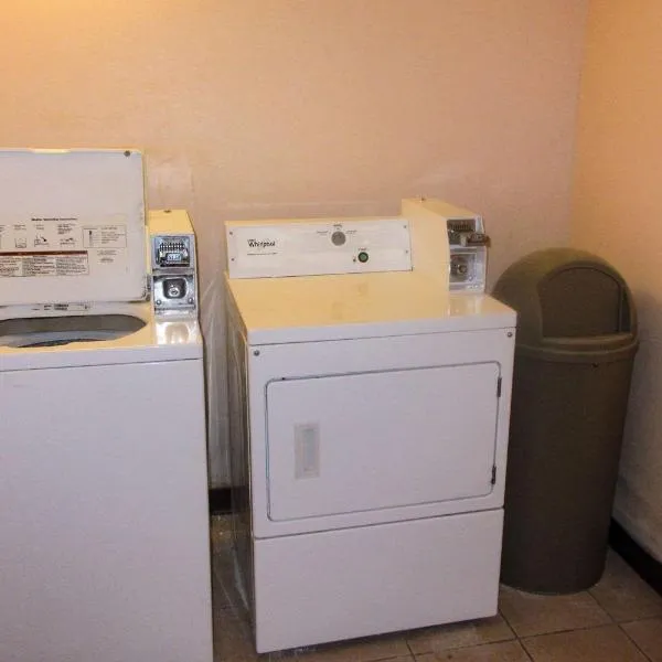 Quality Inn, hotel in Sawyer