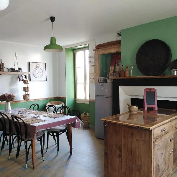 Meublé de tourisme La Maison d'Orgy, hotel v destinácii Chevannes