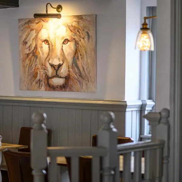 THE LAZY LION, hotel di Milford on Sea
