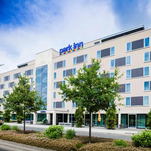パーク イン バイ ラディソン フランクフルト エアポート（Park Inn by Radisson Frankfurt Airport）、フランクフルト・アム・マインのホテル