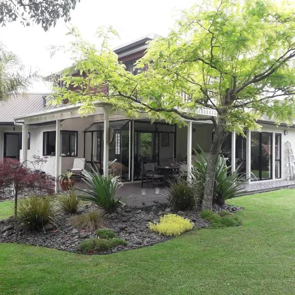 Quiet location ,central to city, hotel en Te Kowhai