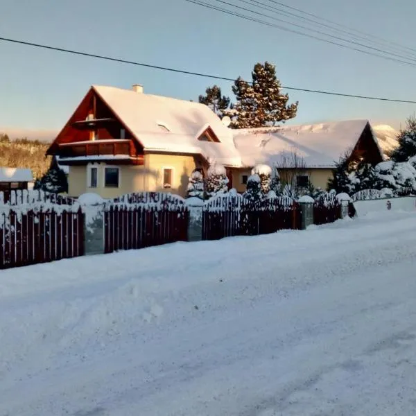 Privat Matej, Hotel in Smrečany