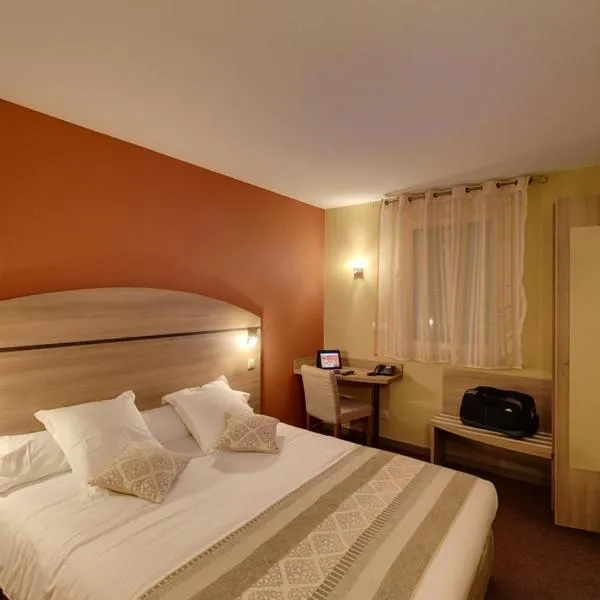 Les Étoiles Du Forez, hotel v destinaci Montbrison