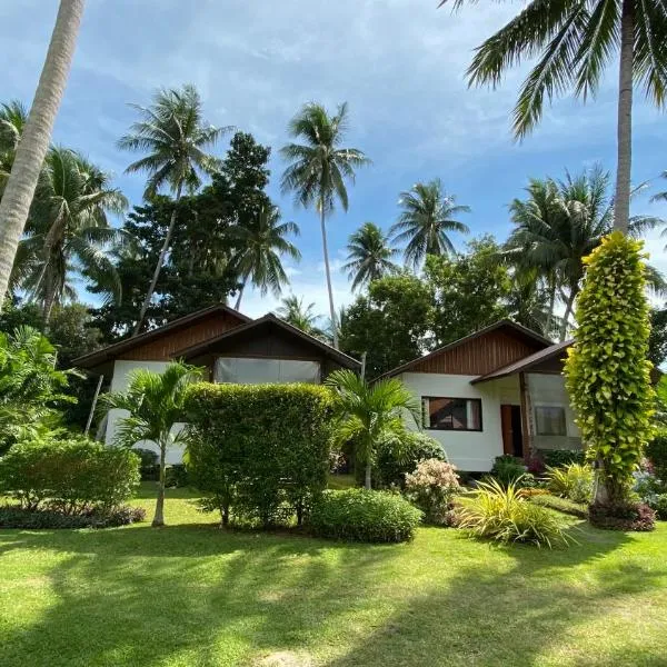 Sean Sabai Home e Ristobar, ξενοδοχείο σε Taling Ngam Beach