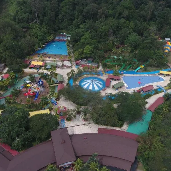 Bukit Merah Laketown Resort, hotel en Kampong Kubu Gajah