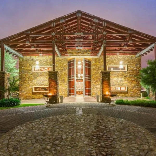 Riboville Boutique Hotel And Restaurant, hotel v destinaci Midrand