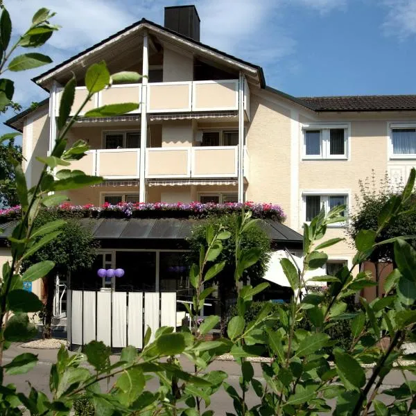 Best Breakfast - Hotel Justina, hotel in Türkheim