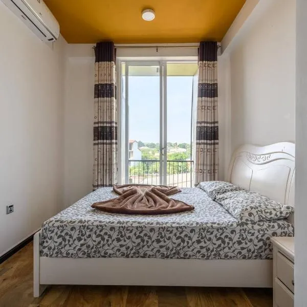 Amaze Residence luxury 2bedroom apartment 1, hotel v destinaci Boralesgamuwa